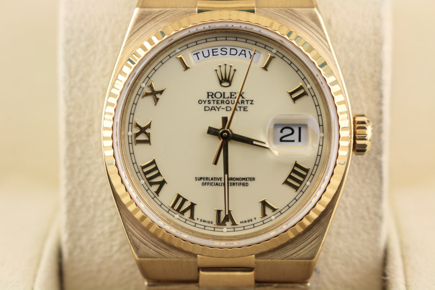 1979 Rolex Day-Date 19018 Cream White Roman Dial 18kt President OysterQuartz36mm