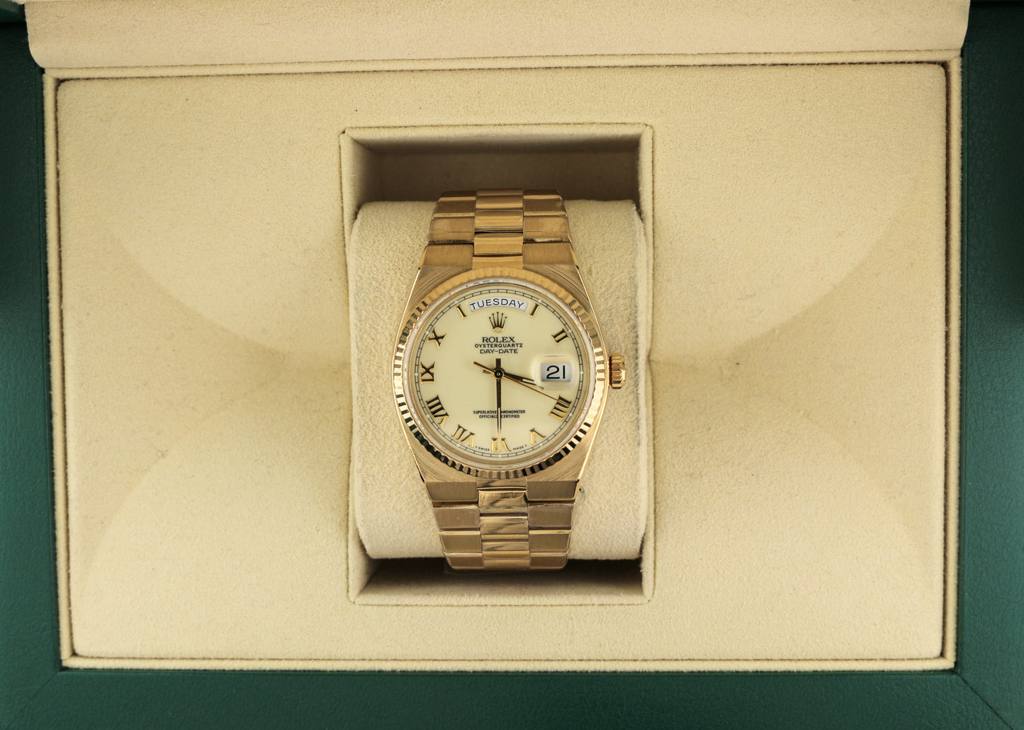 1979 Rolex Day-Date 19018 Cream White Roman Dial 18kt President OysterQuartz36mm