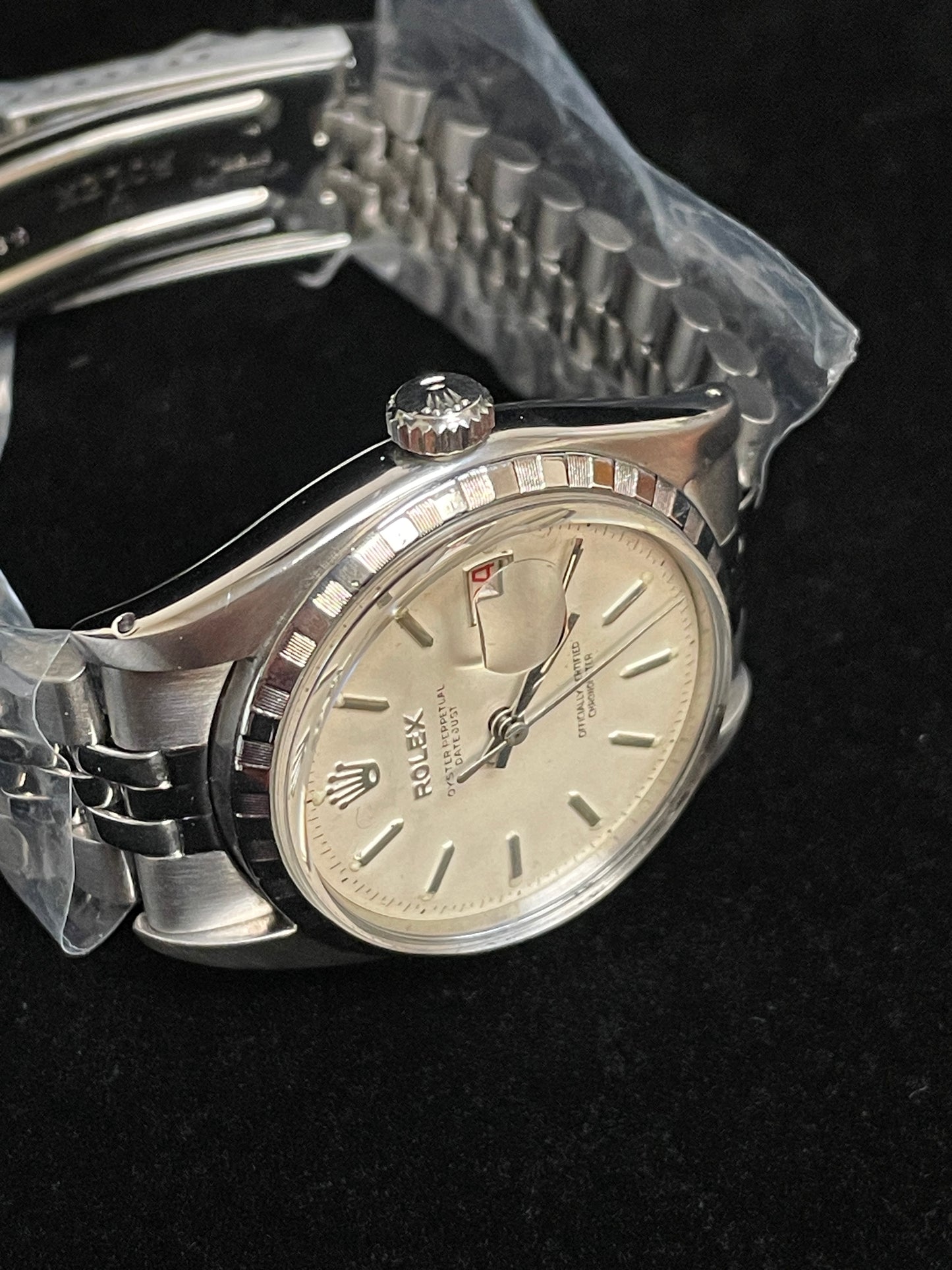 1959 Rolex Datejust 6305/2 Ovettone White Roulette Calendar SS Jubilee 36mm